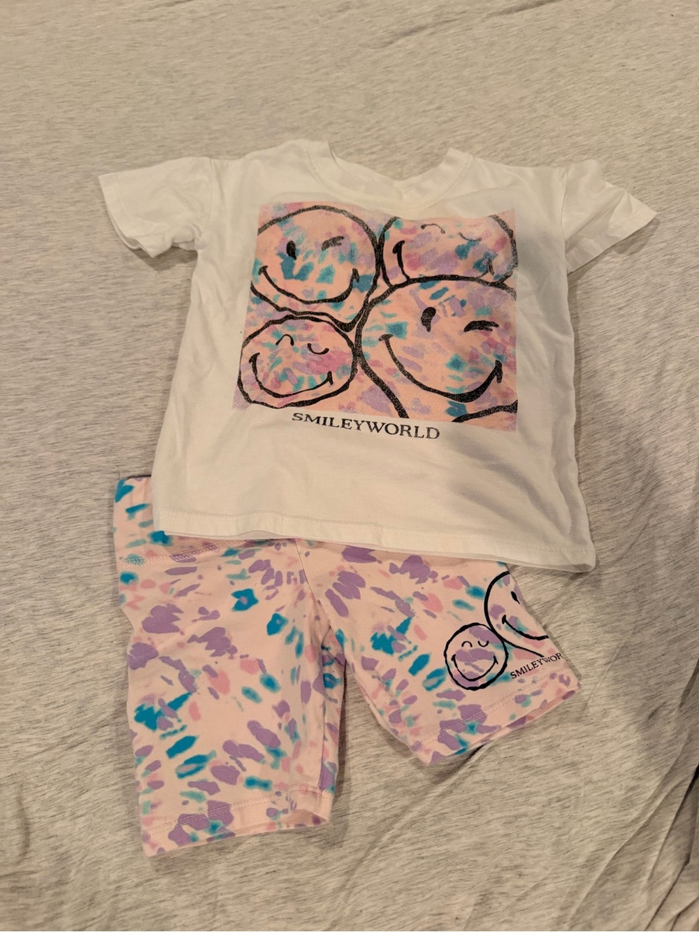 Girls White Tie-Dye Smiley summer set
